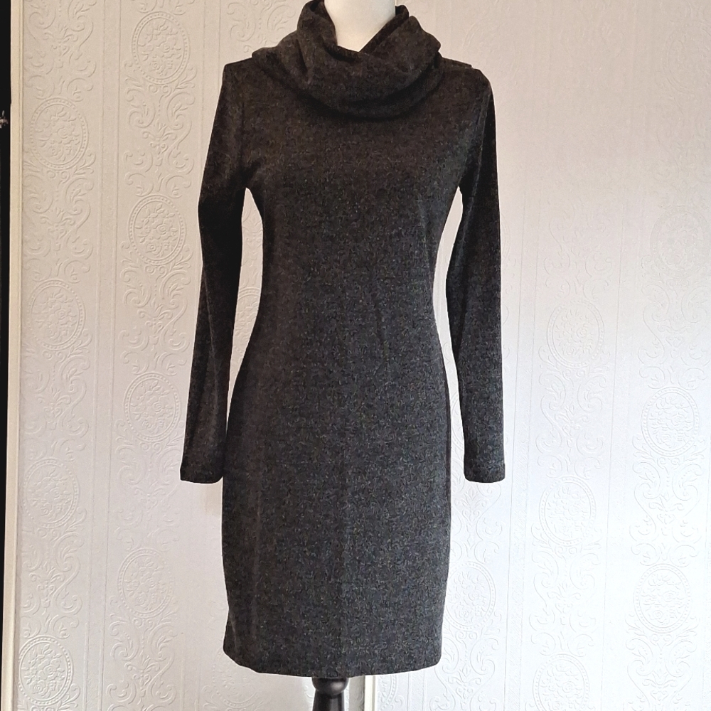 Grey knit dress